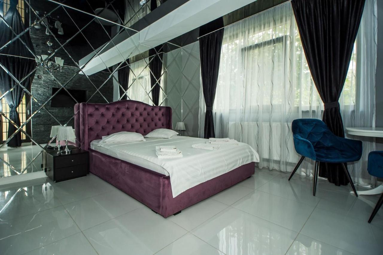 Sweet Luxury *